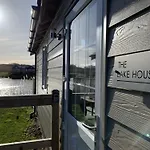 Tatil Evi The House, The Bay Filey, Sleeps 4 In 2 Double With Ensuites, 1 Dog Welcome
