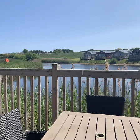 The House At The Bay Filey, Sleeps 4, 1 Dog Welcome For Free Too 펜션 *