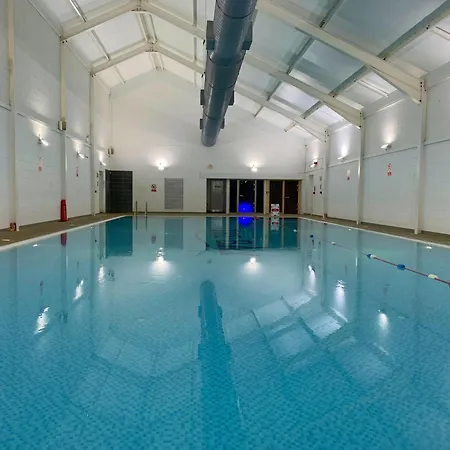 The House, The Bay Filey, Sleeps 4 In 2 Double With Ensuites, 1 Dog Welcome Filey