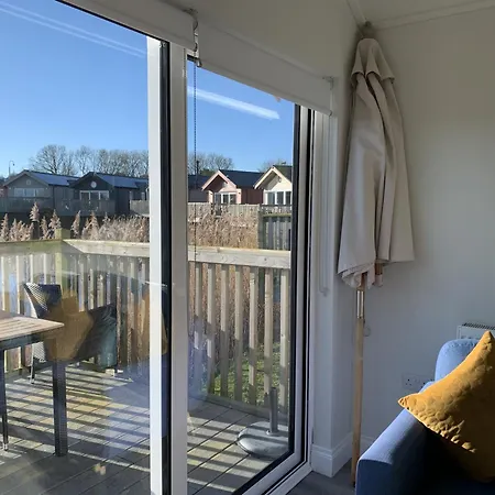 Holiday home The House, The Bay Filey, Sleeps 4 In 2 Double With Ensuites, 1 Dog Welcome