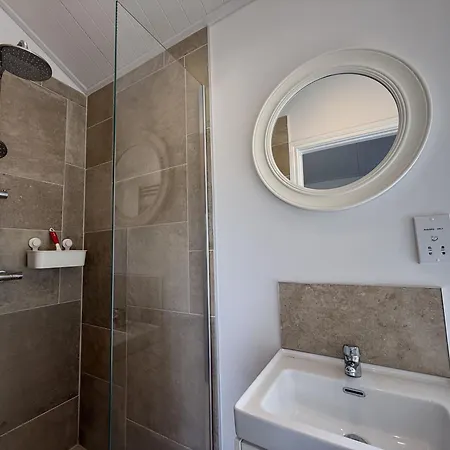 بيت للعطل The House, The Bay Filey, Sleeps 4 In 2 Double With Ensuites, 1 Dog Welcome